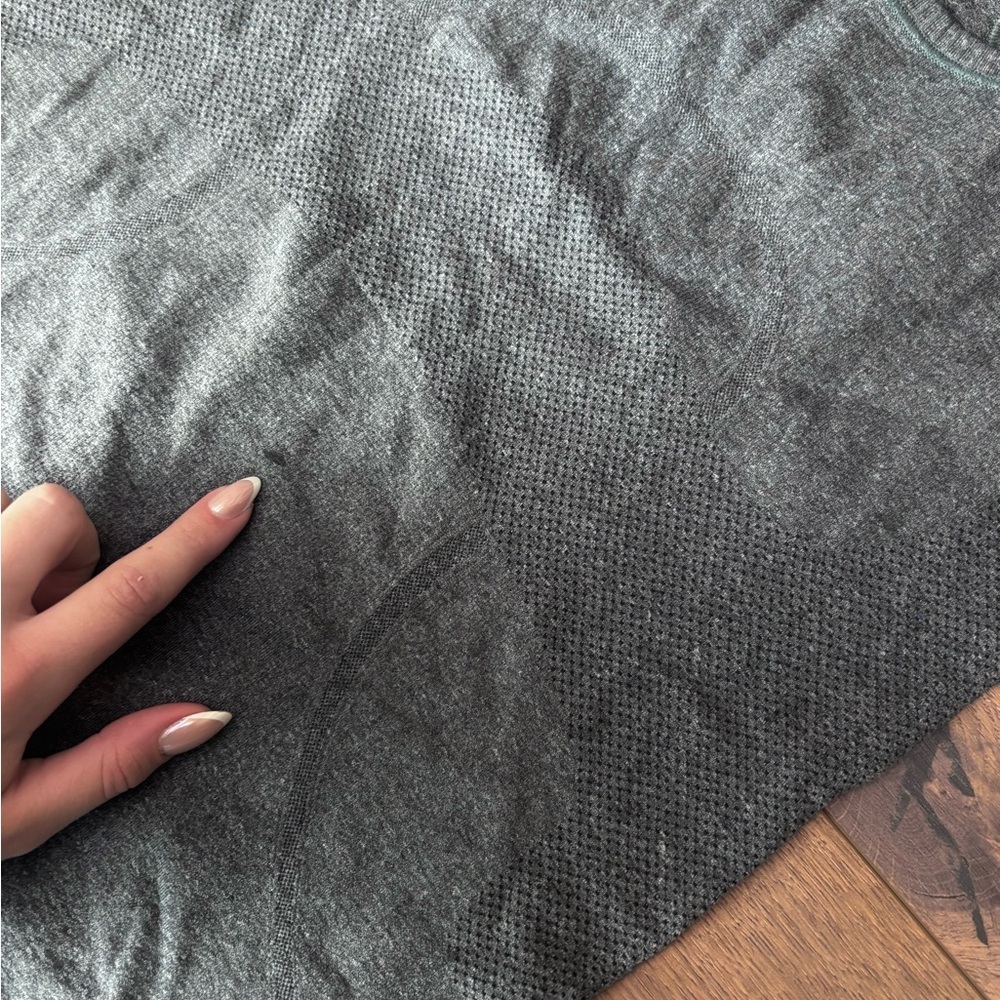 Lululemon Swiftly Tank - Picture 3 of 5